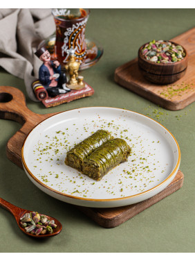 Fıstıqlı Sarma